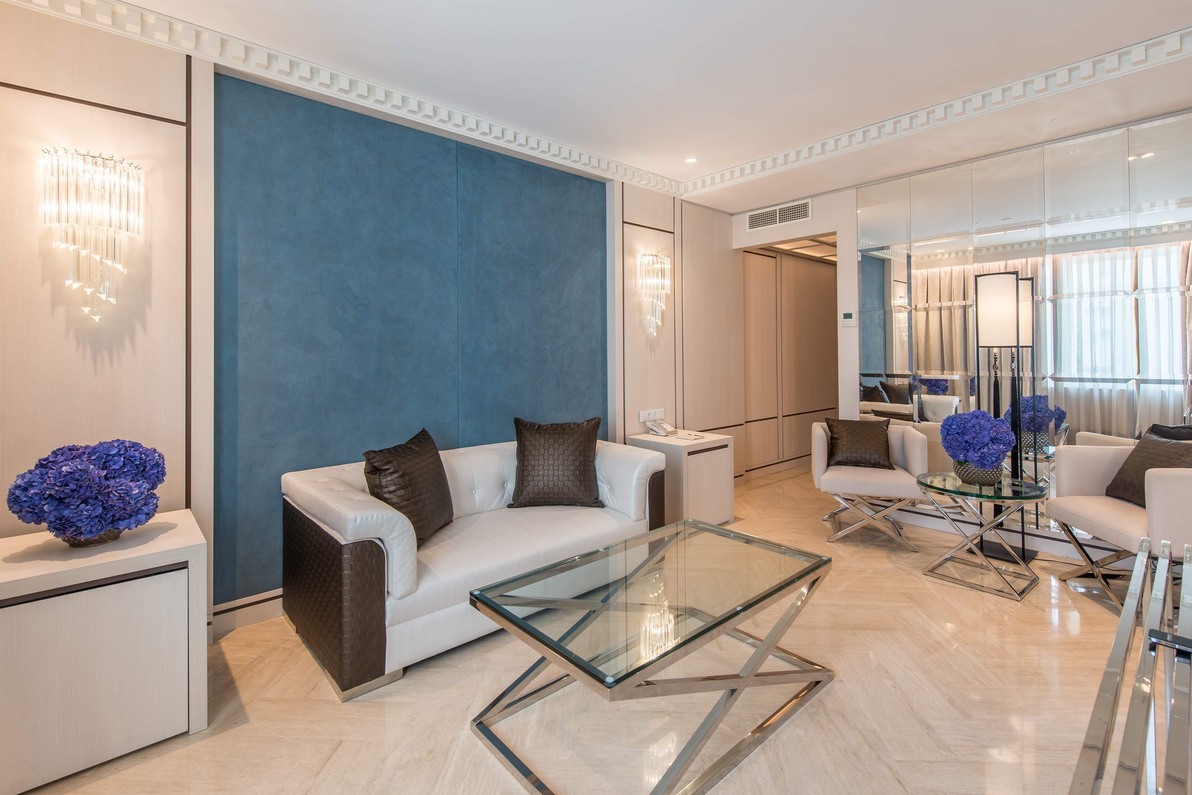 Gran Hotel Miramar Gl Malaga Exterior photo A living room at The Pierre