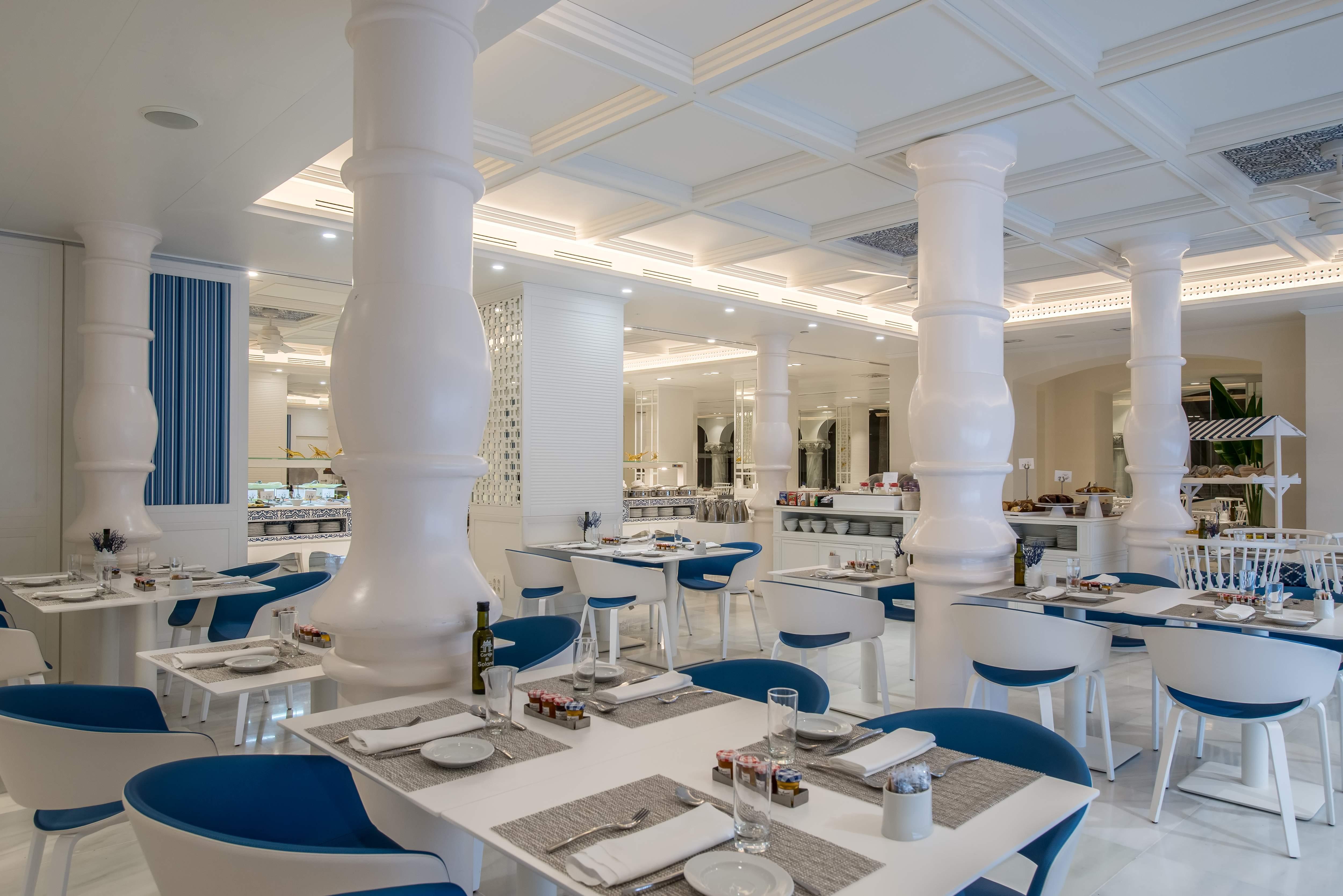 Gran Hotel Miramar Gl Malaga Exterior photo The restaurant