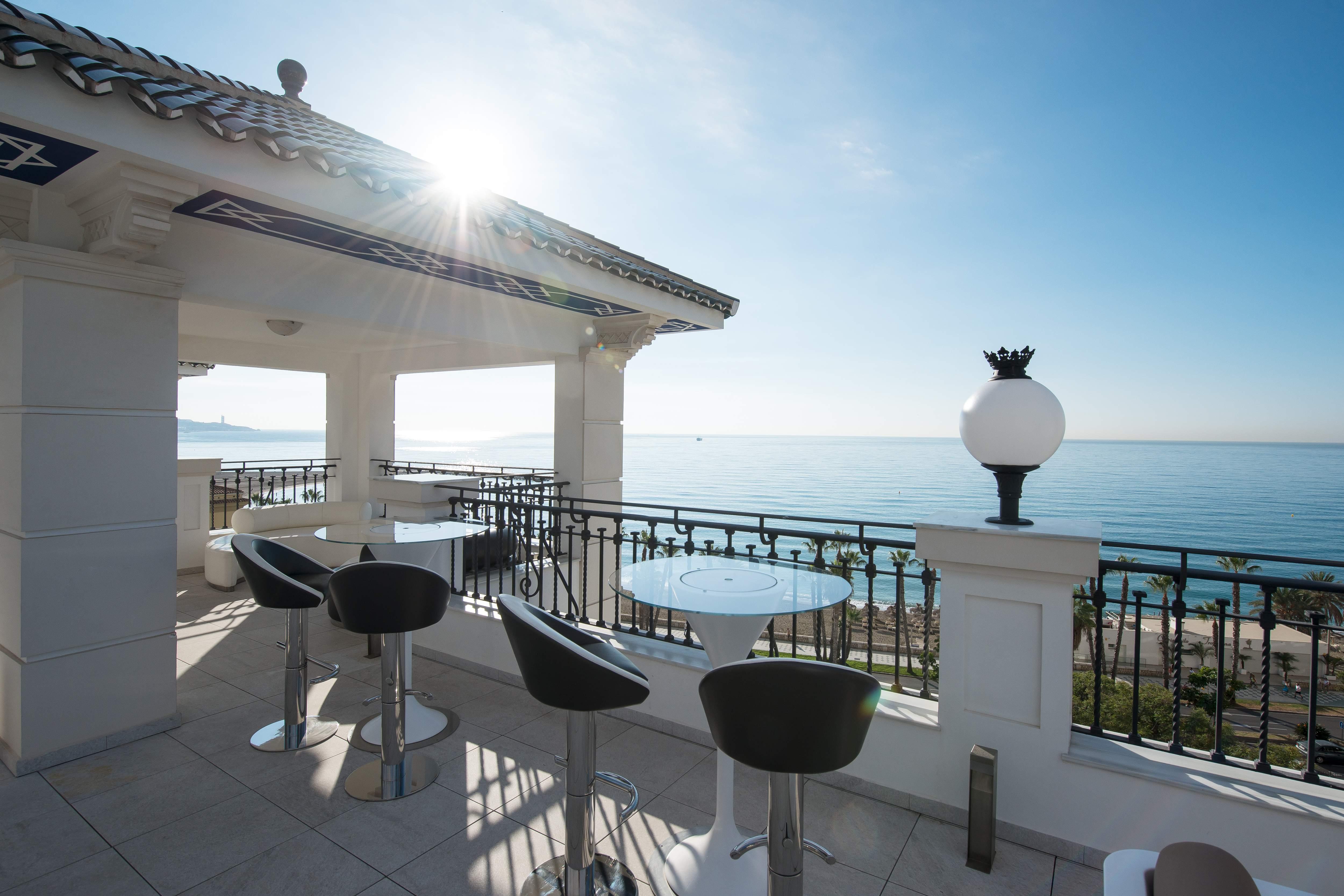 Gran Hotel Miramar Gl Malaga Exterior photo The Sky Bar