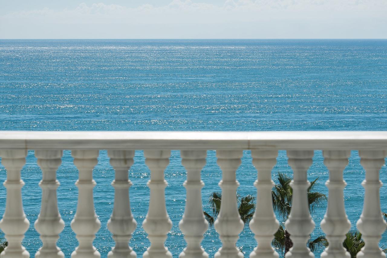 Gran Hotel Miramar Gl Malaga Exterior photo Balustrade
